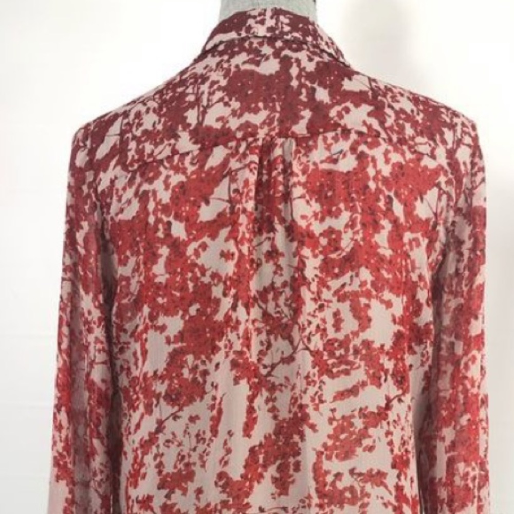💥SALE💥The Limited cherry blossom design blouse - Picture 6 of 6